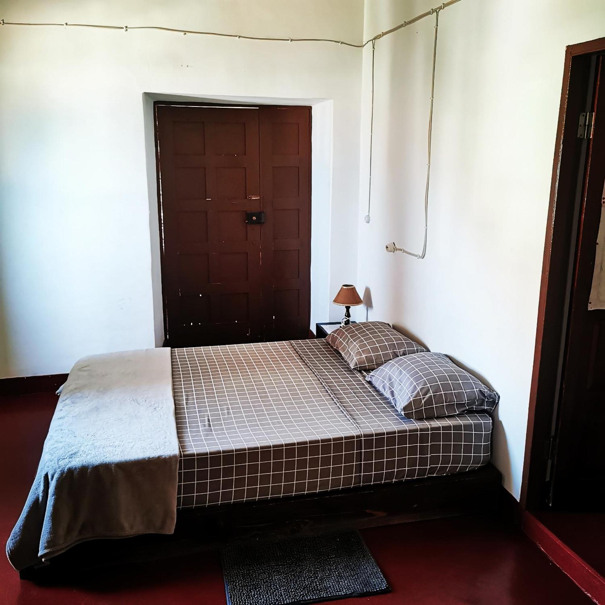Kaza Ladera Bed and Breakfast Seladinha Rum bild