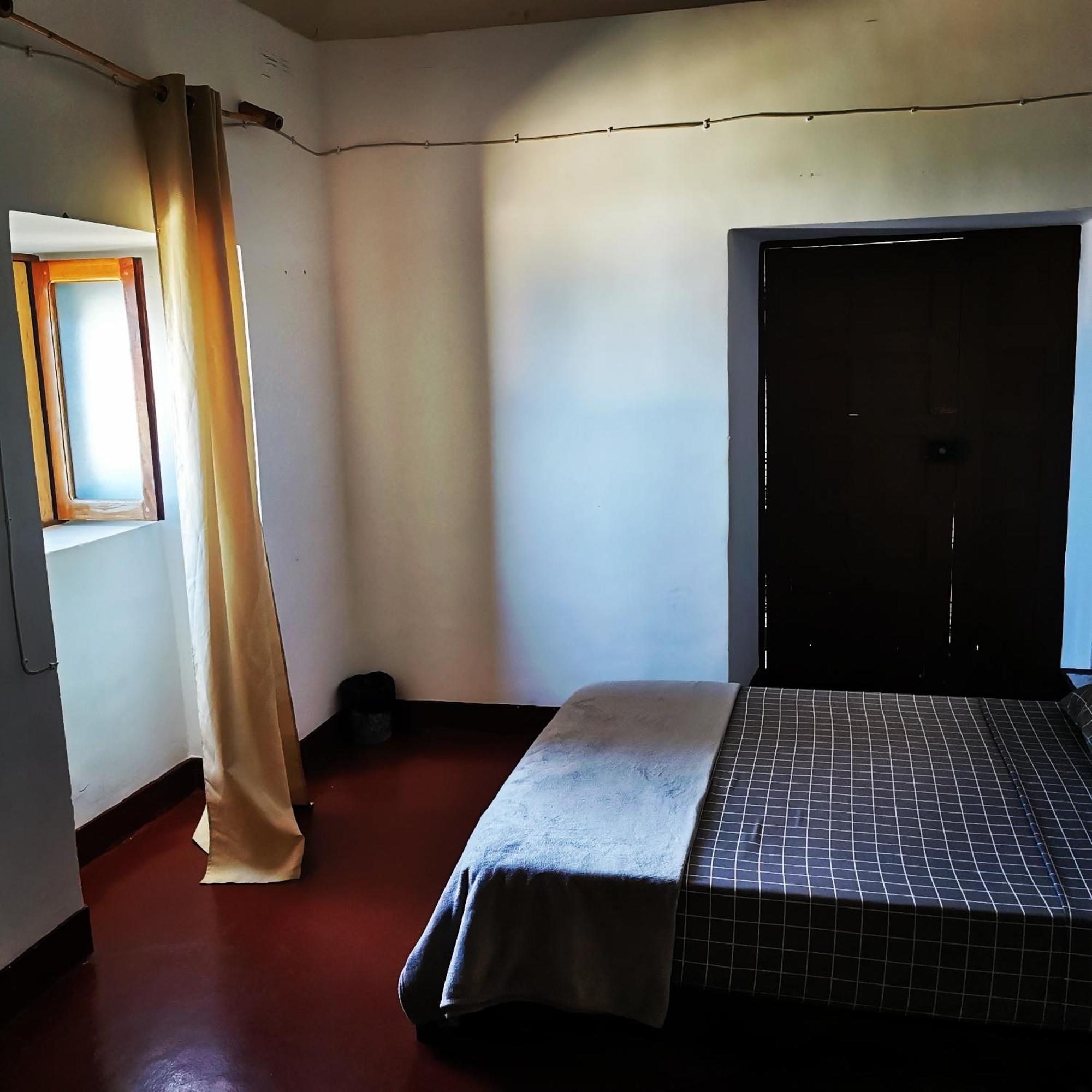 Kaza Ladera Bed and Breakfast Seladinha Rum bild